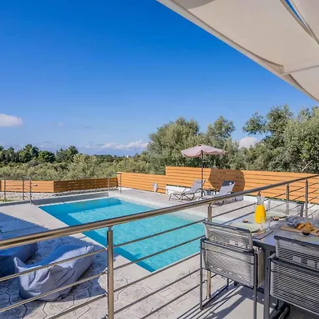 Elianthos Luxury Вилла