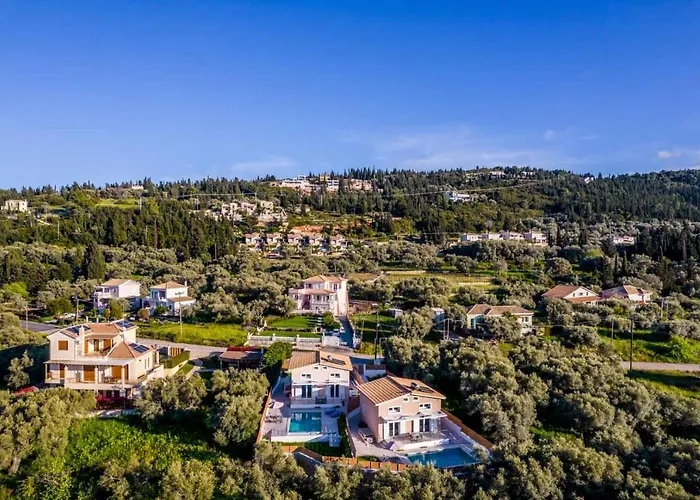 Elianthos Luxury Vila Tsoukaládhes