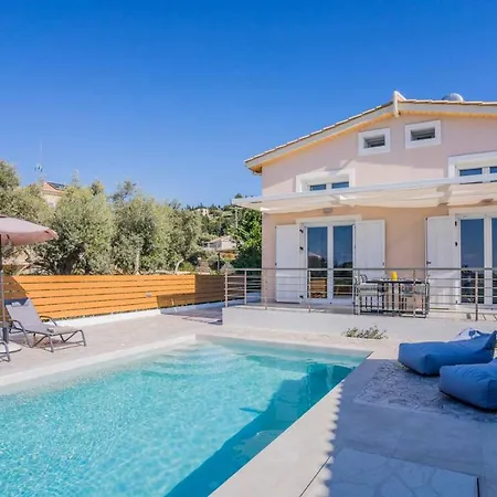 Elianthos Luxury * Tsoukaládhes