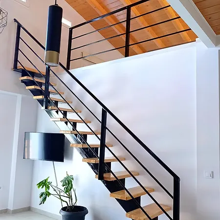 Elianthos Luxury